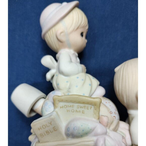 Precious Moments "Walking By Faith" Figurine # E-3117, 1979 - Picture 8 of 10